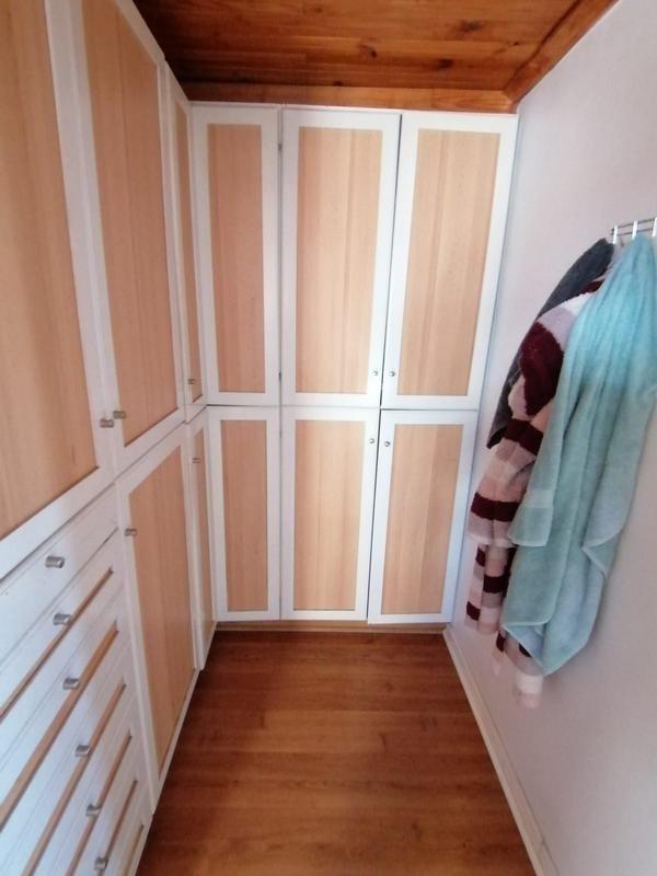 To Let 2 Bedroom Property for Rent in Pelikan Park Western Cape